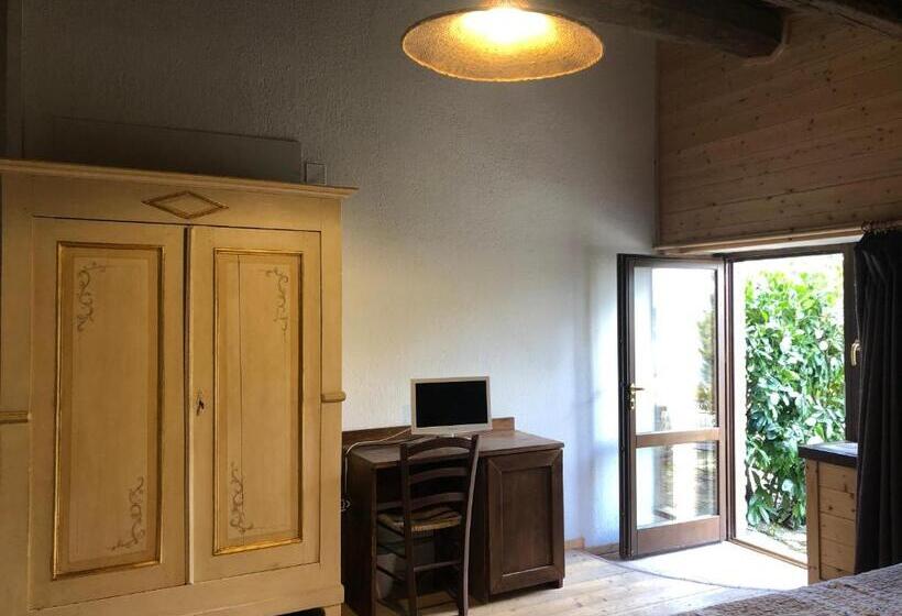 اتاق استاندارد سه نفره, Agriturismo Paradiso41