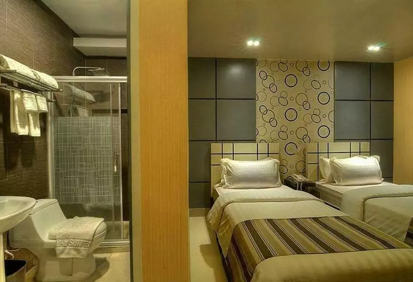 スーペリアールーム, Eloisa Royal Suites
