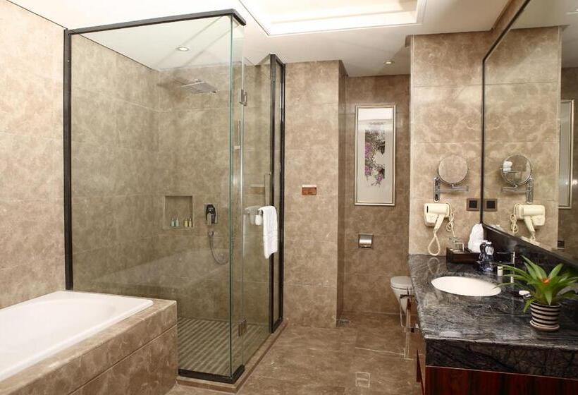 جناح إدارى, Guangzhou Tong Yu International