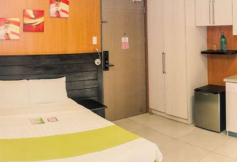 Номер Deluxe, Jade Hotel And Suites