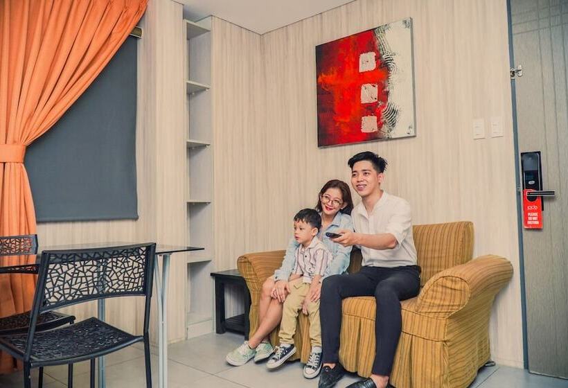 سوئیت پریمیوم, Jade Hotel And Suites