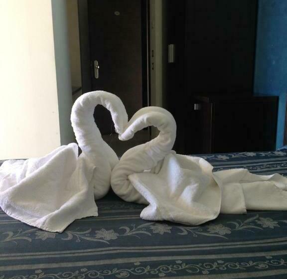 豪华海景房带阳台, La Rosetta Scauri