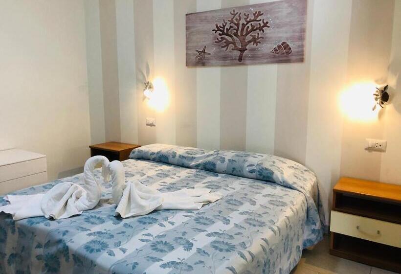 标准间, La Rosetta Scauri