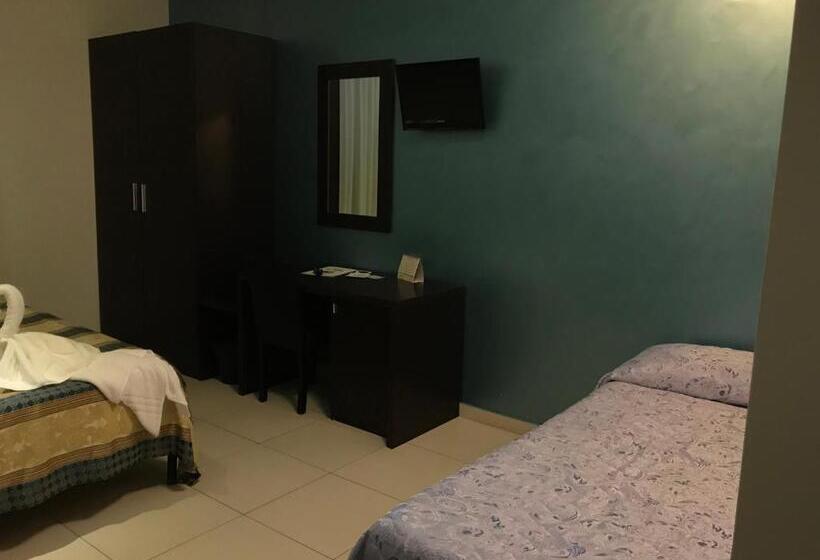 三人经典房间, La Rosetta Scauri