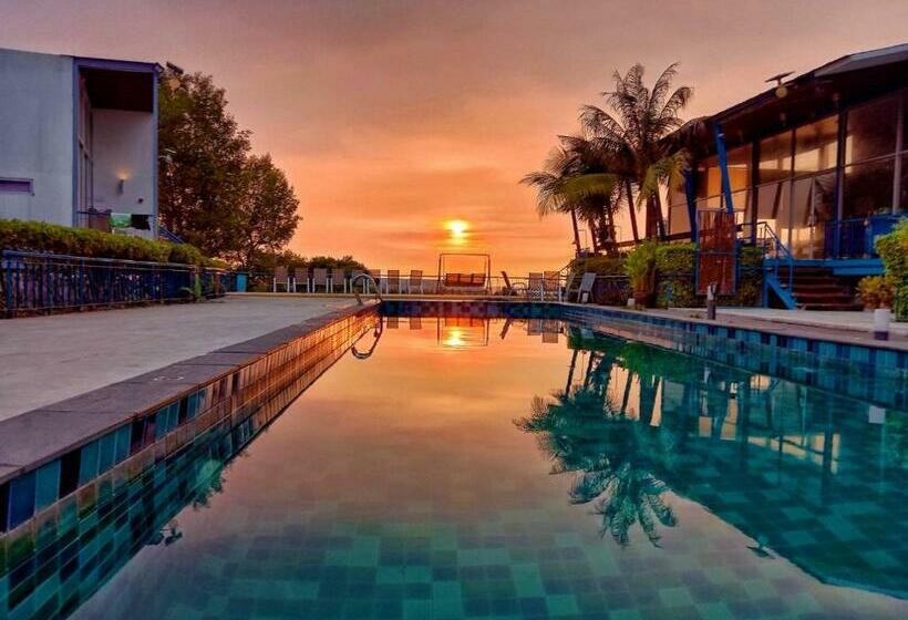 Номер Deluxe Вид на Море с Балконом, Lg Lemon Grass