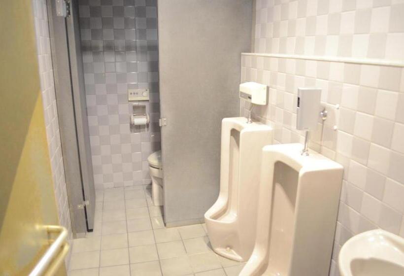 اتاق خانوادگی با سرویس بهداشتی مشترک, My Hotel Ryugu