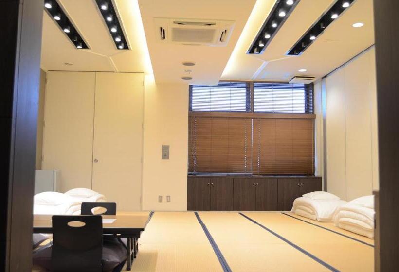 اتاق خانوادگی با سرویس بهداشتی مشترک, My Hotel Ryugu