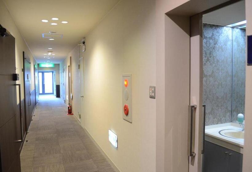 اتاق خانوادگی با سرویس بهداشتی مشترک, My Hotel Ryugu