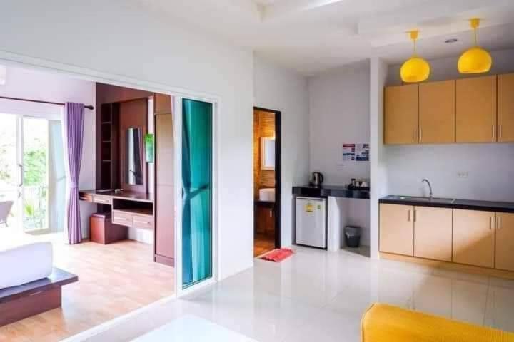 סוויטה נוף לבריכה, Phutara Lanta Resort   Sha Extra Plus Koh Lanta