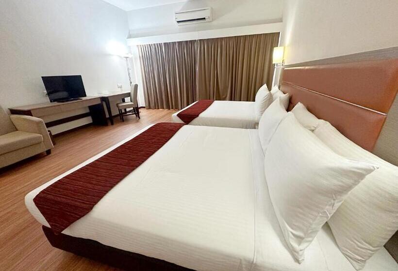 디럭스 패밀리 룸, Raia Hotel & Convention Centre Terengganu