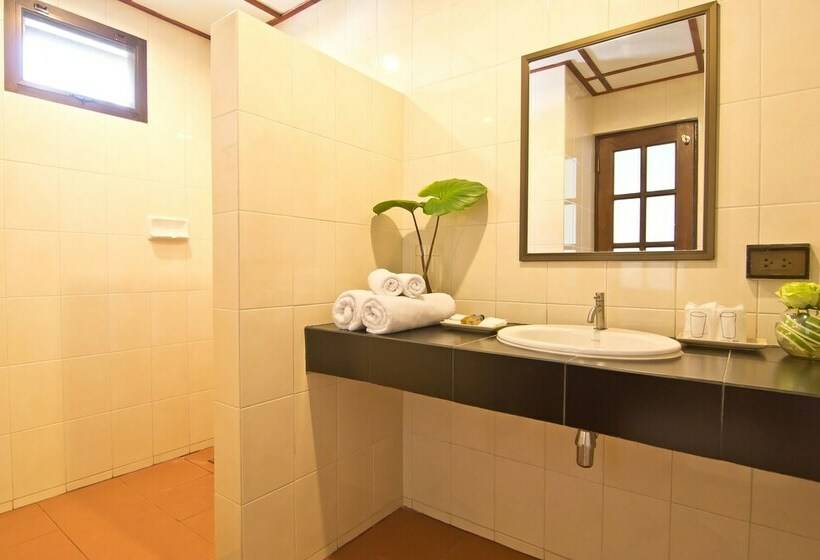 スタンダードバンガロー, Rose Bay Resort