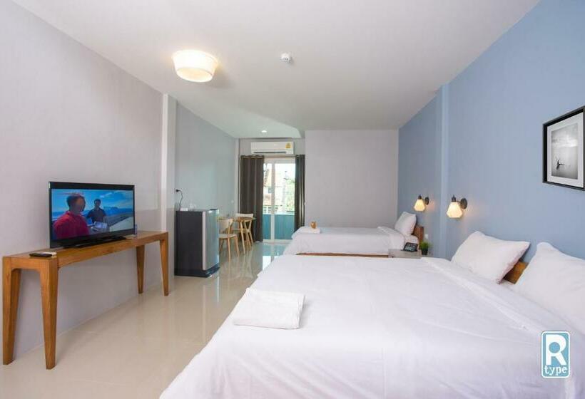 베이직 3인 룸, Rukcozy