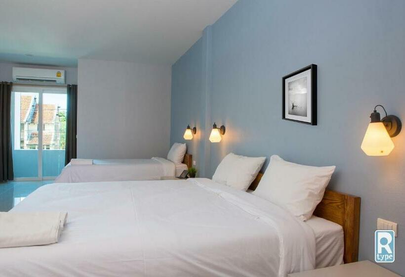 베이직 3인 룸, Rukcozy