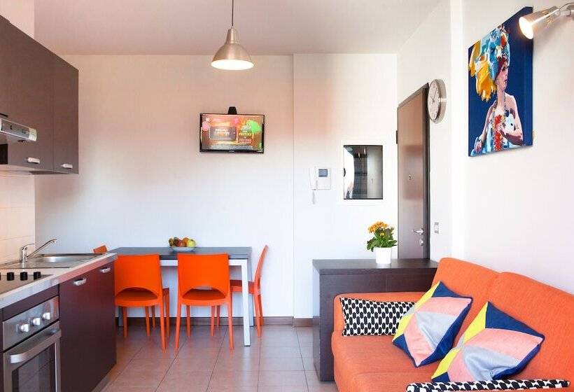 آپارتمان 2 خوابه, Housing32 Apartments