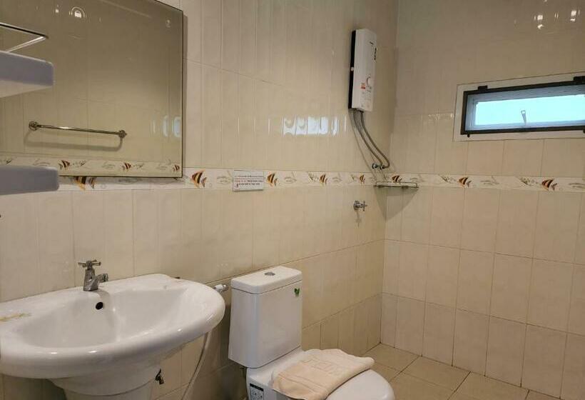 חדר סטנדרט נוף לבריכה, Laor Resort