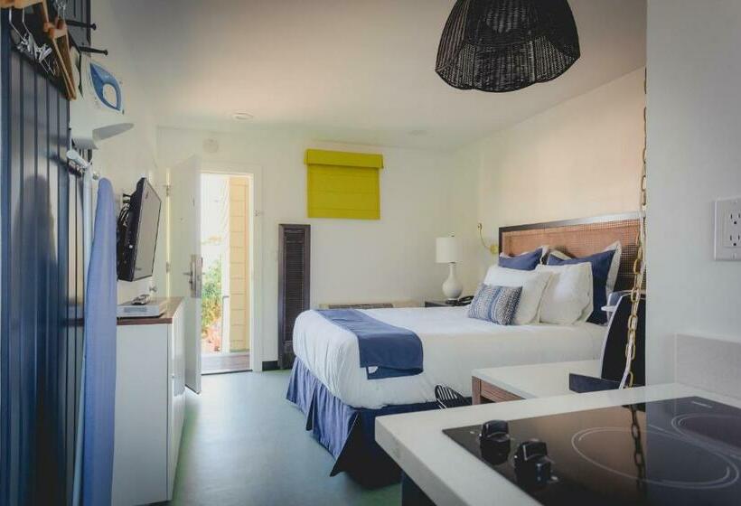 غرفة قياسية مزوَّدة بمطبخ, Mylo