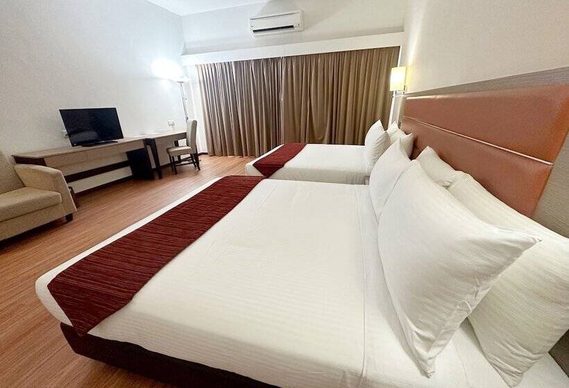 디럭스 패밀리 룸, Raia Hotel & Convention Centre Terengganu