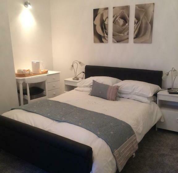 Стандартный Номер Нижний Этаж, Admiral Guest House