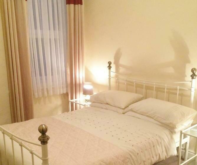 Номер Стандарт, Admiral Guest House