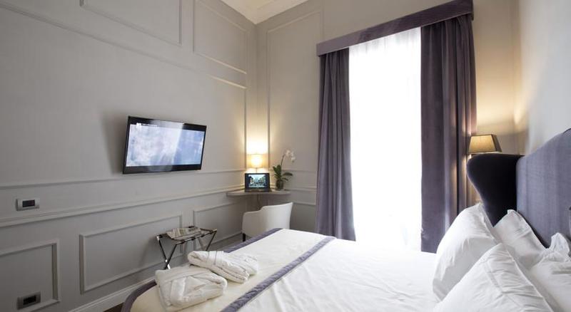 اتاق لوکس, Relais Leone