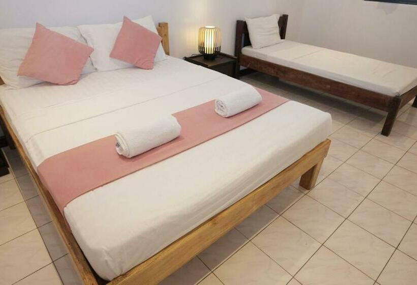 اتاق استاندارد با چشمانداز دریا, Cliffside Resort