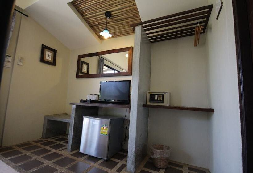 Bungalow Economy, Coco Lanta Resort   Sha Extra Plus