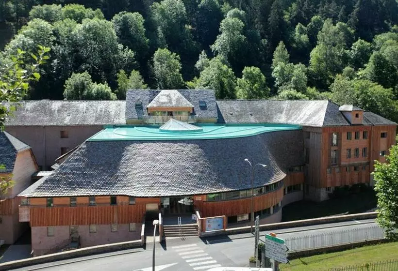 スタンダードスタジオ, Coin D Aubrac Hôtel Restaurant Spa De Luxe