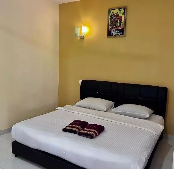 اتاق لوکس با تخت بزرگ, Dhania Cenang Beach Motel