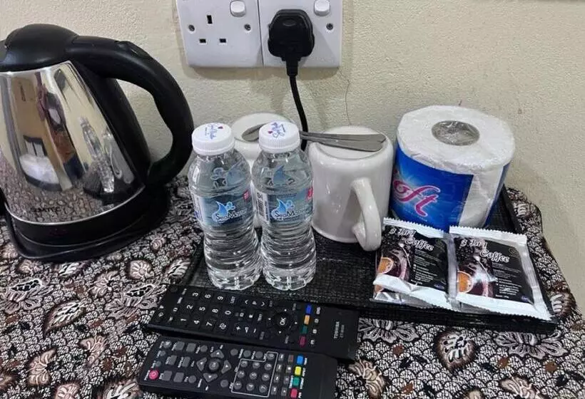 اتاق لوکس با تخت بزرگ, Dhania Cenang Beach Motel