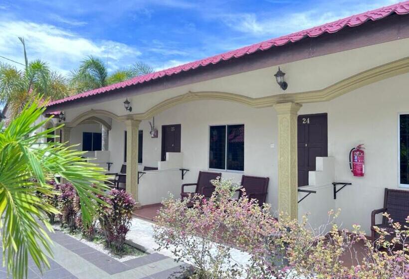 Номер Стандарт Трехместный, Dhania Cenang Beach Motel