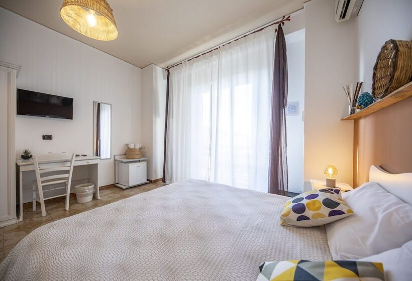 스탠다드 룸 더블 침대, Baronetto B&b