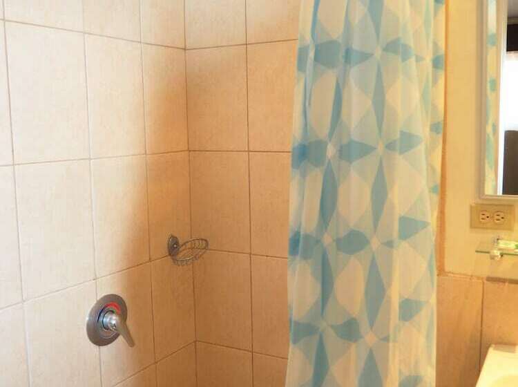 غرفة قياسية, Catedral Casa Cornejo