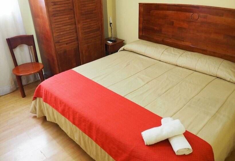 غرفة قياسية, Catedral Casa Cornejo