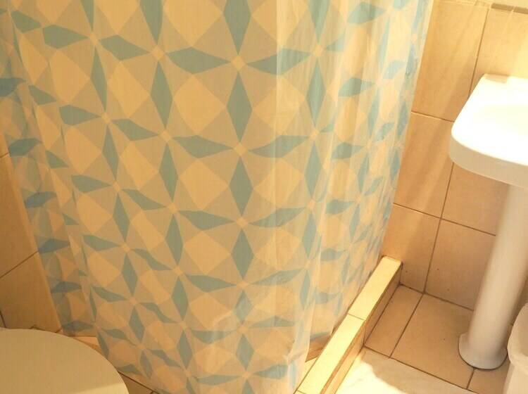 غرفة قياسية, Catedral Casa Cornejo