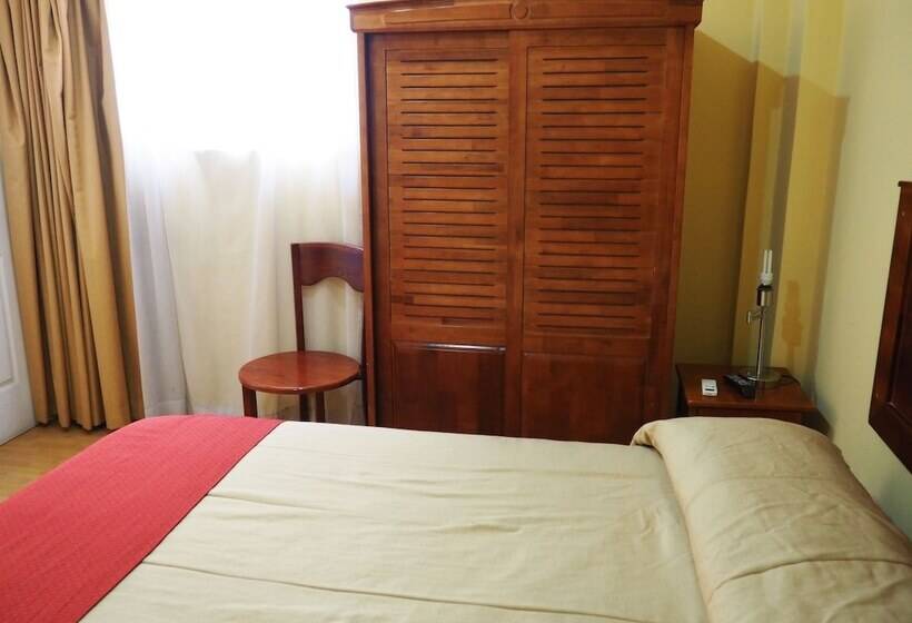 غرفة قياسية, Catedral Casa Cornejo