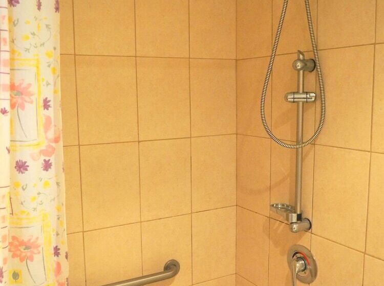 غرفة قياسية, Catedral Casa Cornejo