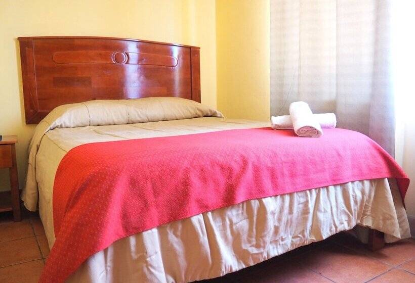 غرفة قياسية, Catedral Casa Cornejo