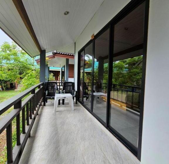 豪华洋房, Kantiang Bay View Resort