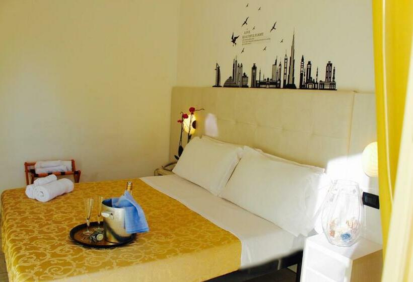 חדר קומפורט, Marina