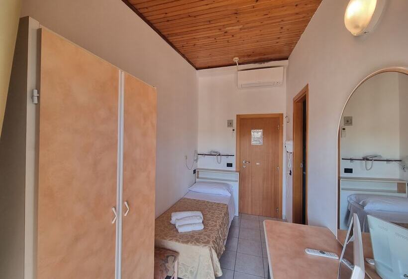 חדר קומפורט יחיד, Marina