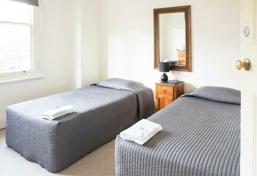 اتاق اکونومی, Mercantile