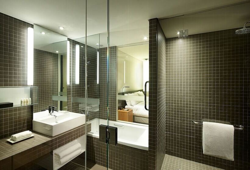 豪华房间, Shilla Stay Gwanghwamun Myeongdong