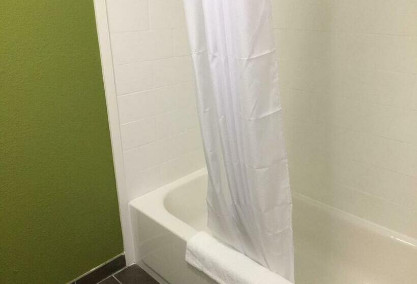 标准间, Sleep Inn & Suites Dayton