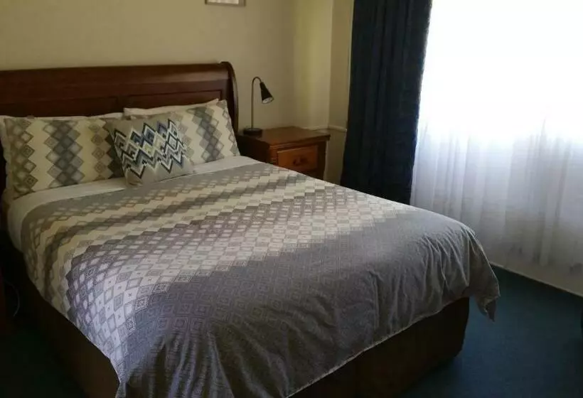 スタンダードルーム, Kaniva Midway Motel