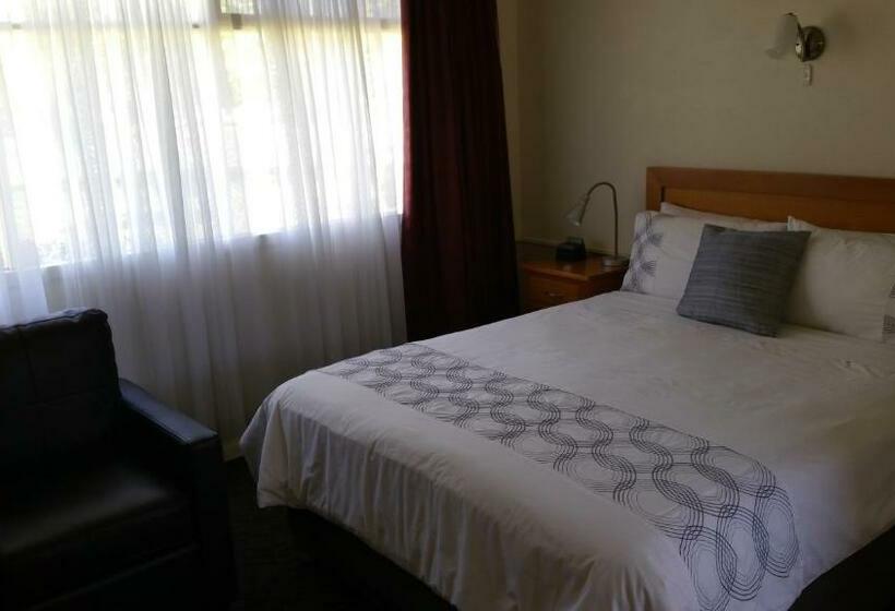 デラックスルーム, Kaniva Midway Motel