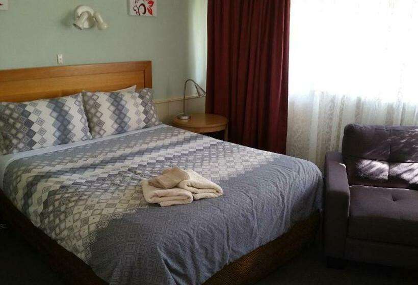 이코노미 룸, Kaniva Midway Motel