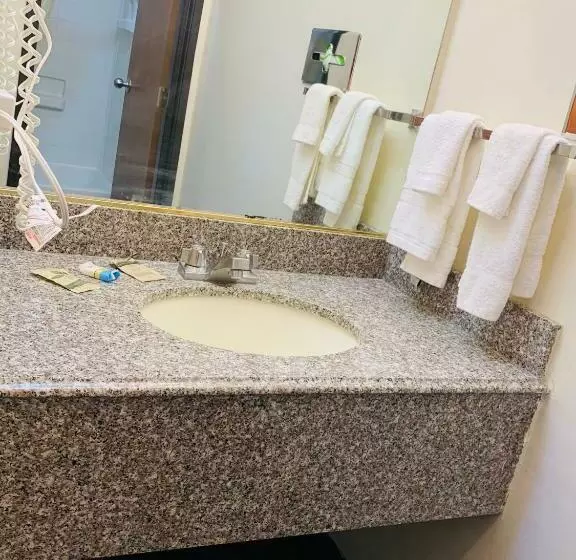اتاق استاندارد با 2 تخت دوبل, Luxury Inn
