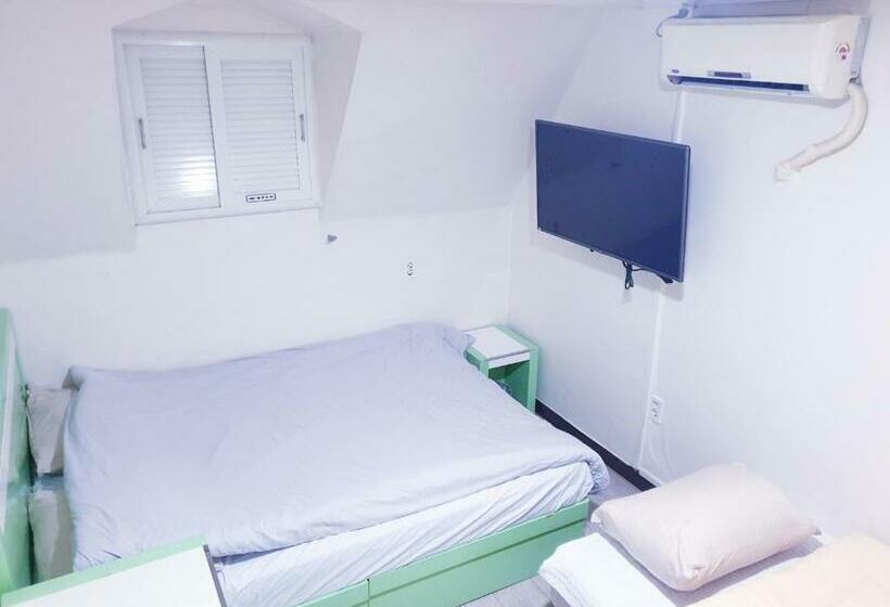 Quarto standard, Oppa Hostel Sinchon Hongdae