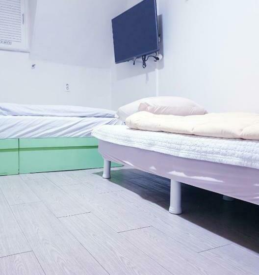 Quarto standard, Oppa Hostel Sinchon Hongdae