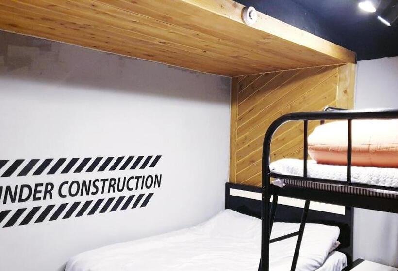 Cama em Quarto Partilhado, Oppa Hostel Sinchon Hongdae